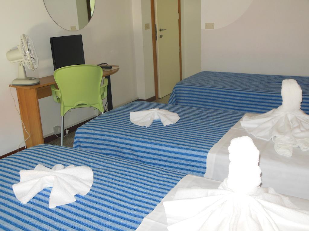 Hotel Edy Rimini Luaran gambar