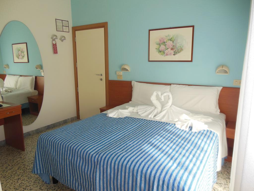 Hotel Edy Rimini Luaran gambar