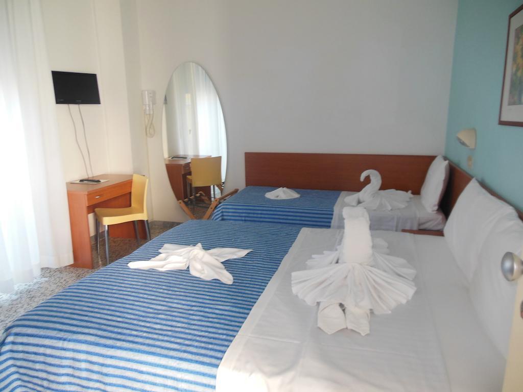 Hotel Edy Rimini Luaran gambar