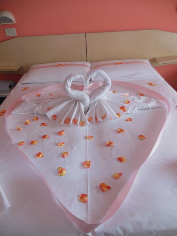 Hotel Edy Rimini Luaran gambar