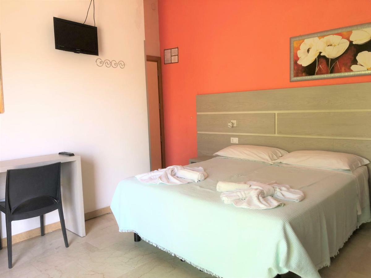 Hotel Edy Rimini Luaran gambar