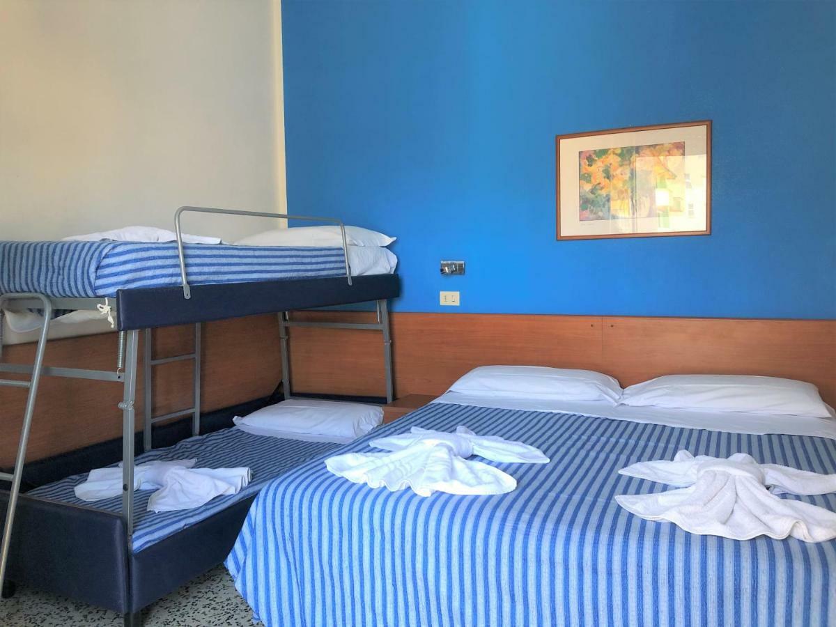 Hotel Edy Rimini Luaran gambar