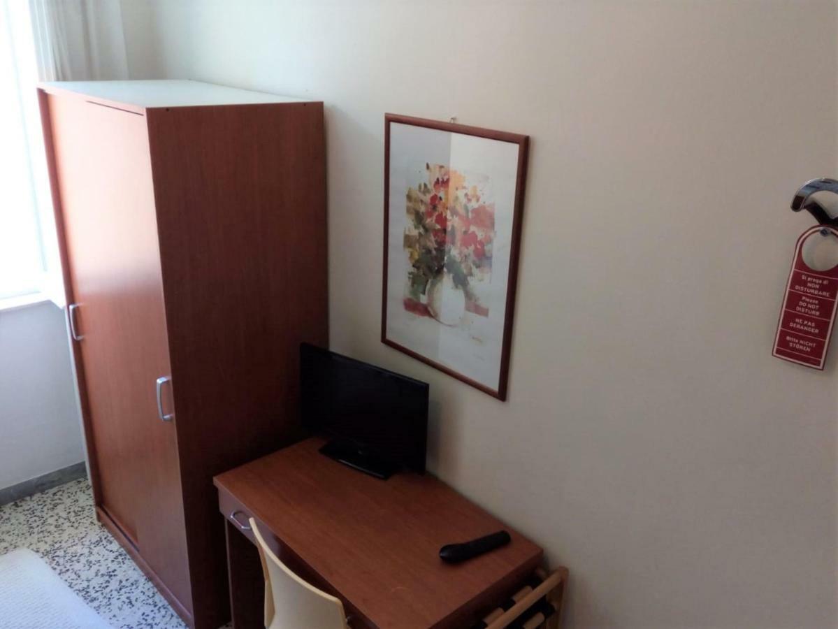 Hotel Edy Rimini Luaran gambar