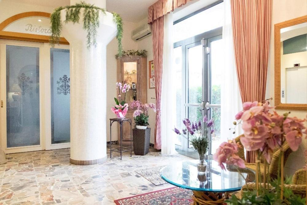 Hotel Edy Rimini Luaran gambar