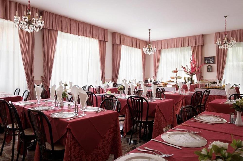 Hotel Edy Rimini Luaran gambar