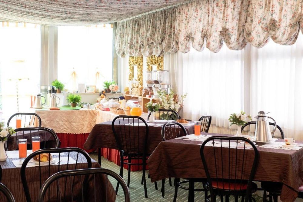 Hotel Edy Rimini Luaran gambar