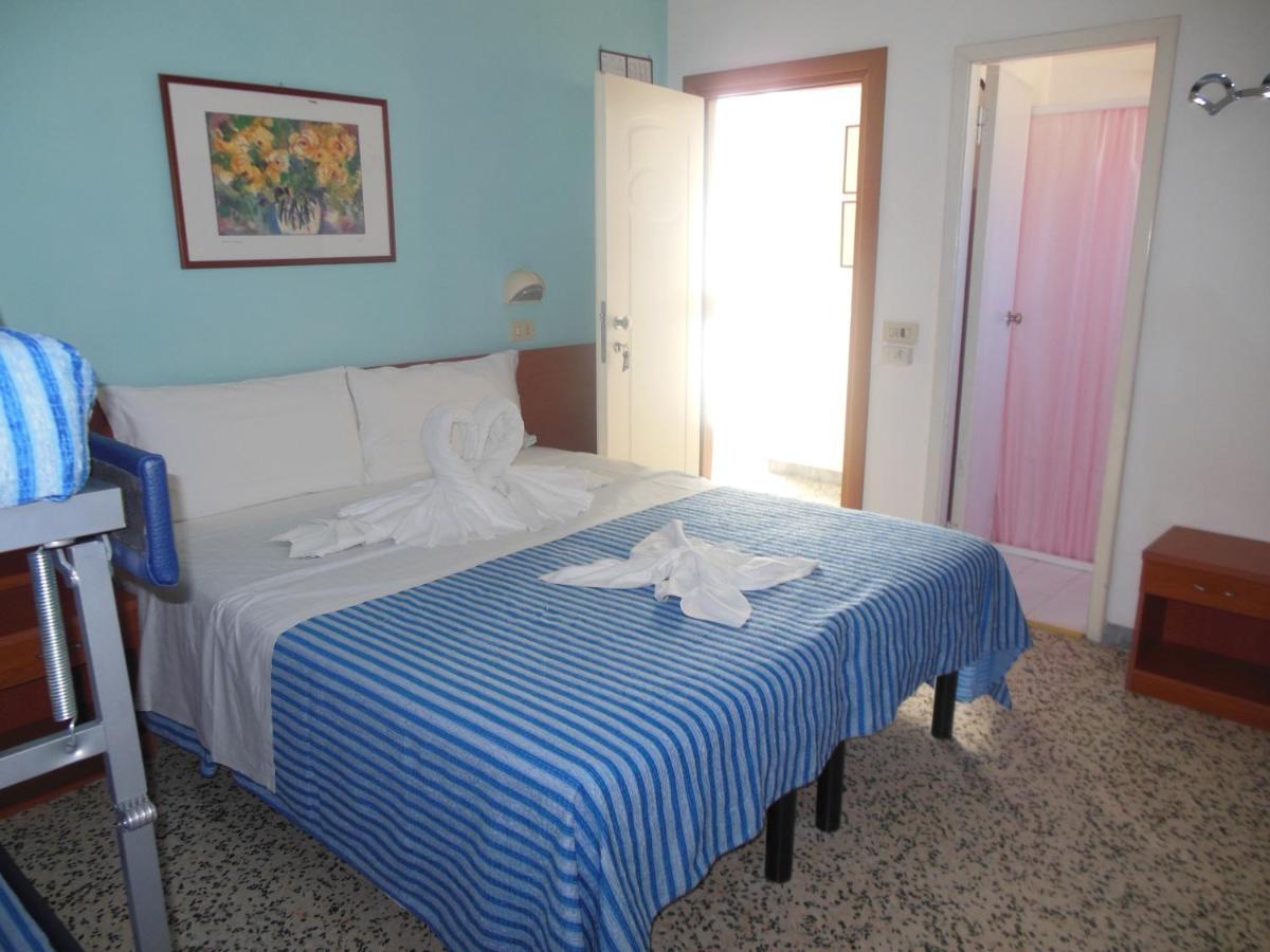 Hotel Edy Rimini Luaran gambar