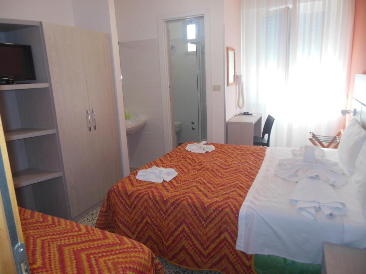 Hotel Edy Rimini Luaran gambar