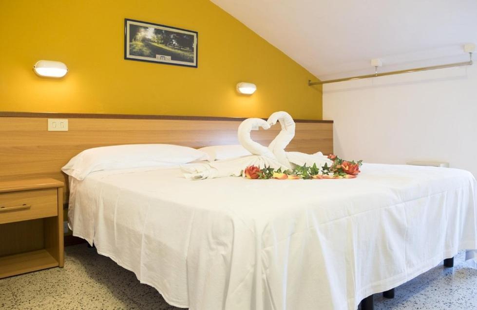 Hotel Edy Rimini Luaran gambar