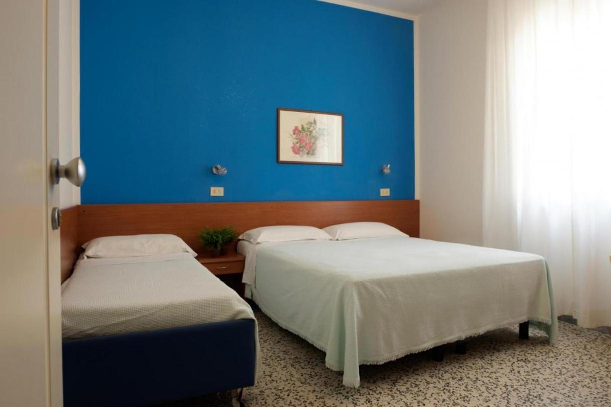 Hotel Edy Rimini Luaran gambar