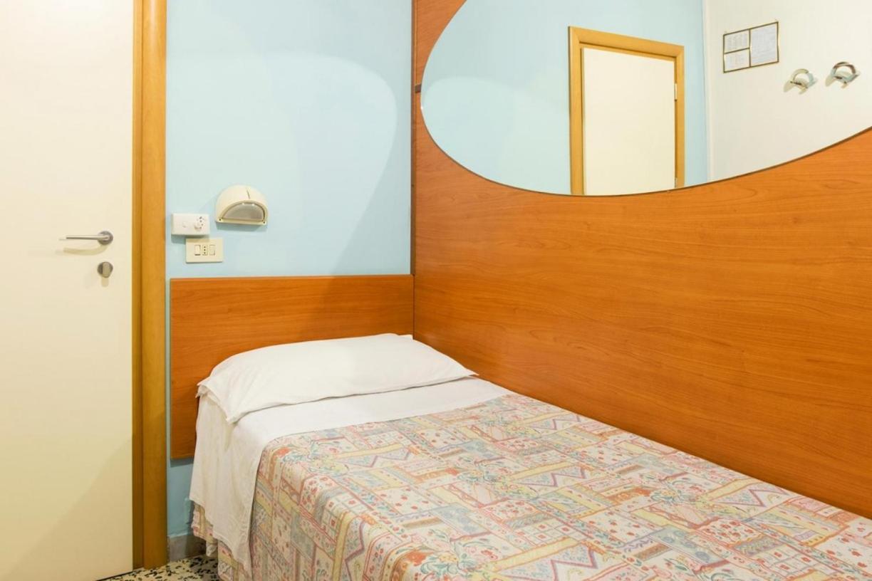 Hotel Edy Rimini Luaran gambar